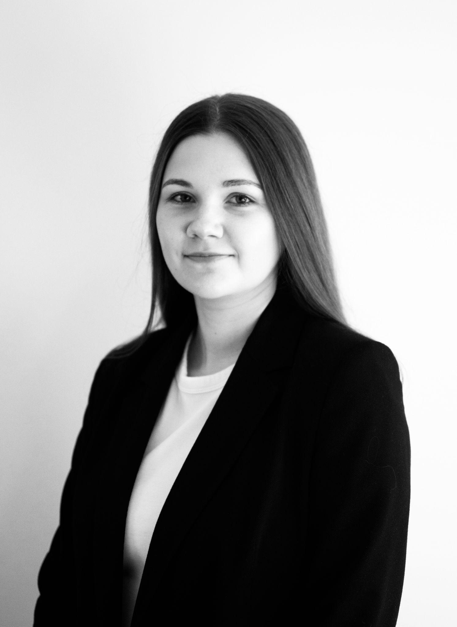 Linda, Kierownik Biura Łotwy w HUPPA